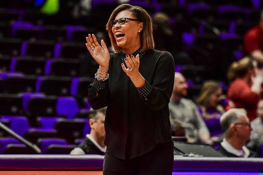 Nikki Fargas steps down as LSU women's basketball coach