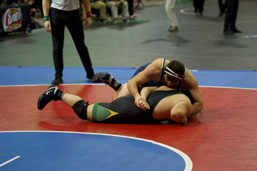 Shaw, De La Salle with nine top seeds combined for DIII state wrestling championships